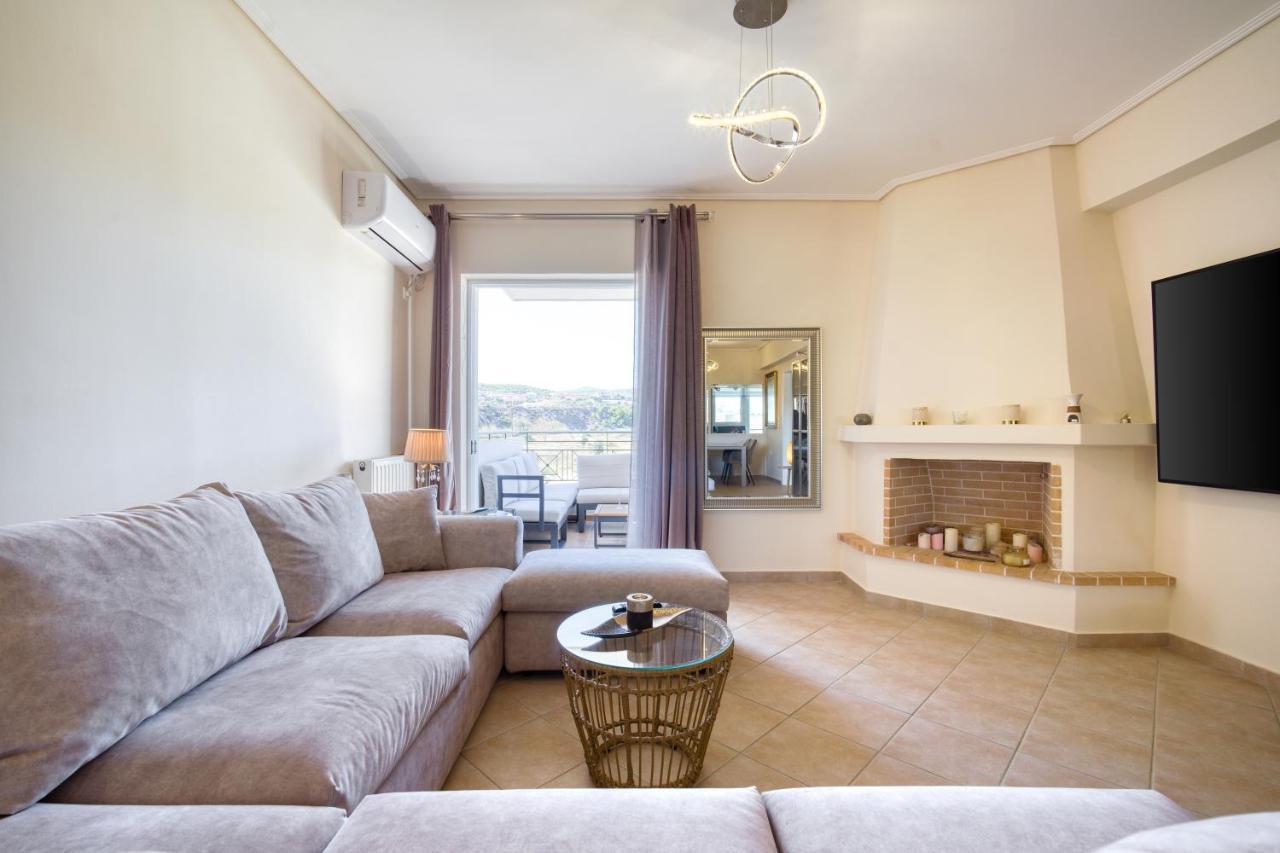 Sea & Mountain Apartment Close To Port And City Lávrion 외부 사진